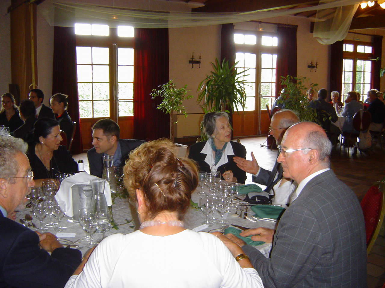 Jeannie LE DELEY prsident le repas de la fte