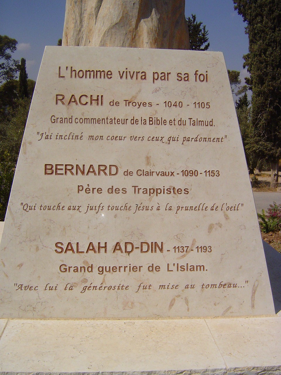 explication de la statue